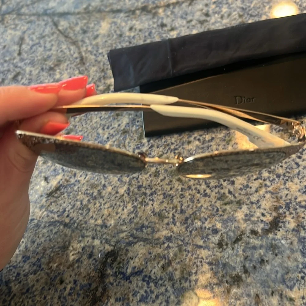Limited edition Dior sunglasses - Picture 6 of 6